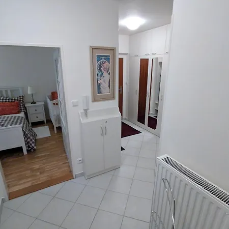 Apartman 4 - Krc Apartment Prag